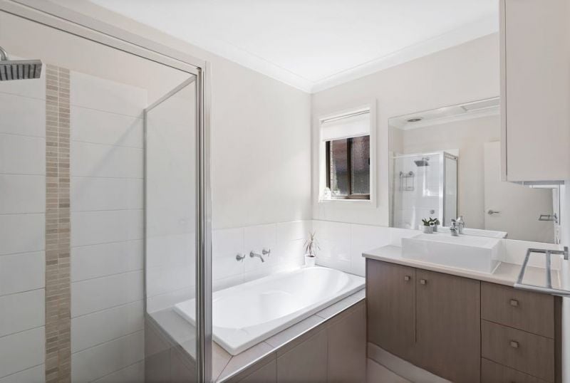 2/59 Craigmoor Crescent, Mernda