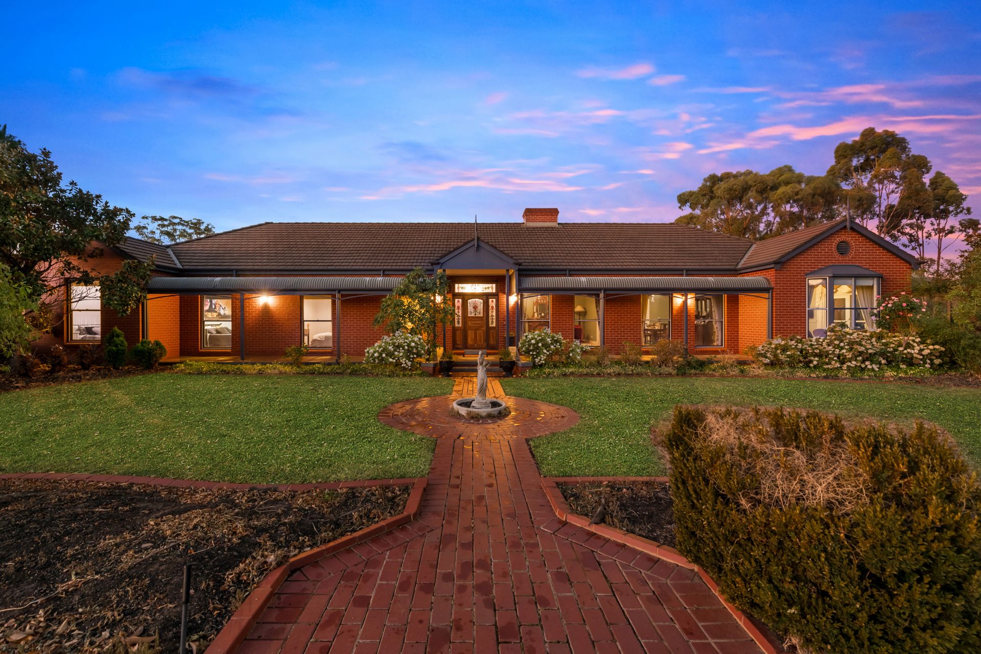 13 Homebush Drive, Junortoun, Junortoun, Junortoun - Thumbnail 2