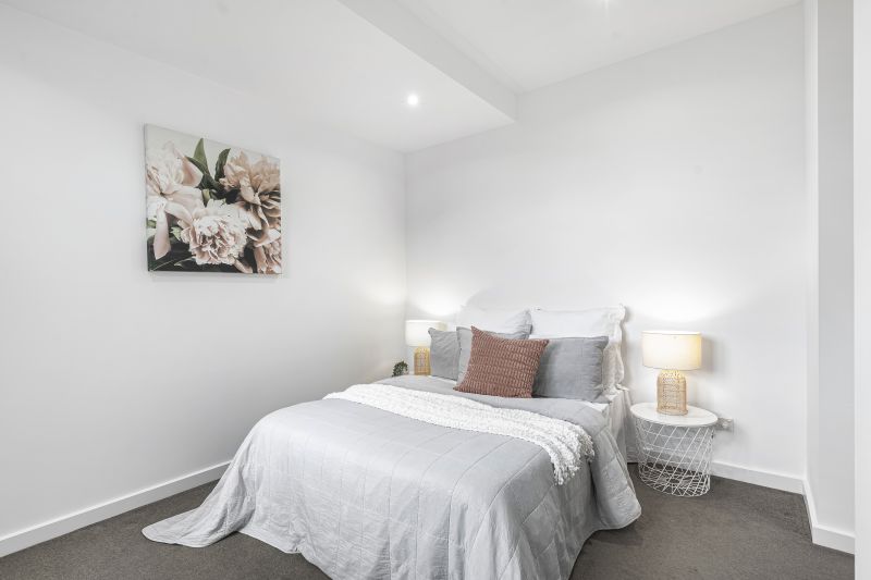 2/21 William Street, Lalor