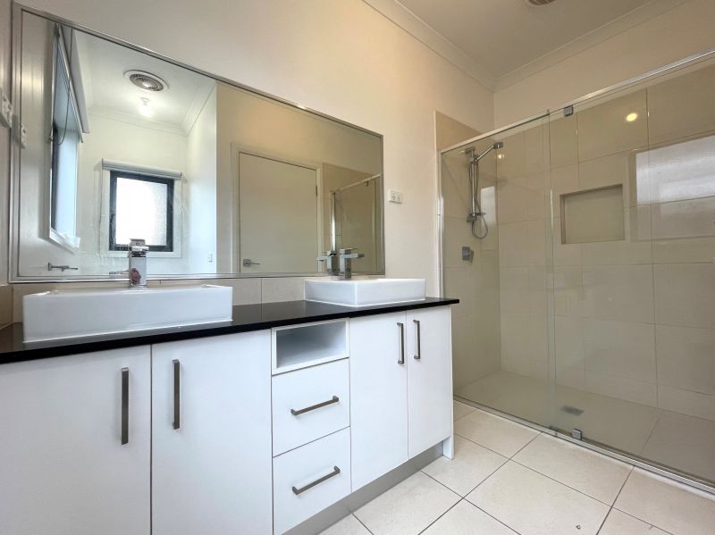 37 Linfield Parade, Wollert