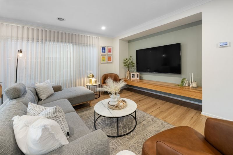 14 Roaming Drive, Fraser Rise