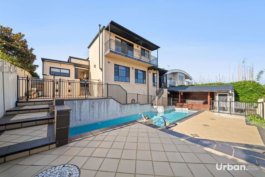 Glen Alpine 138 Englorie Park Drive