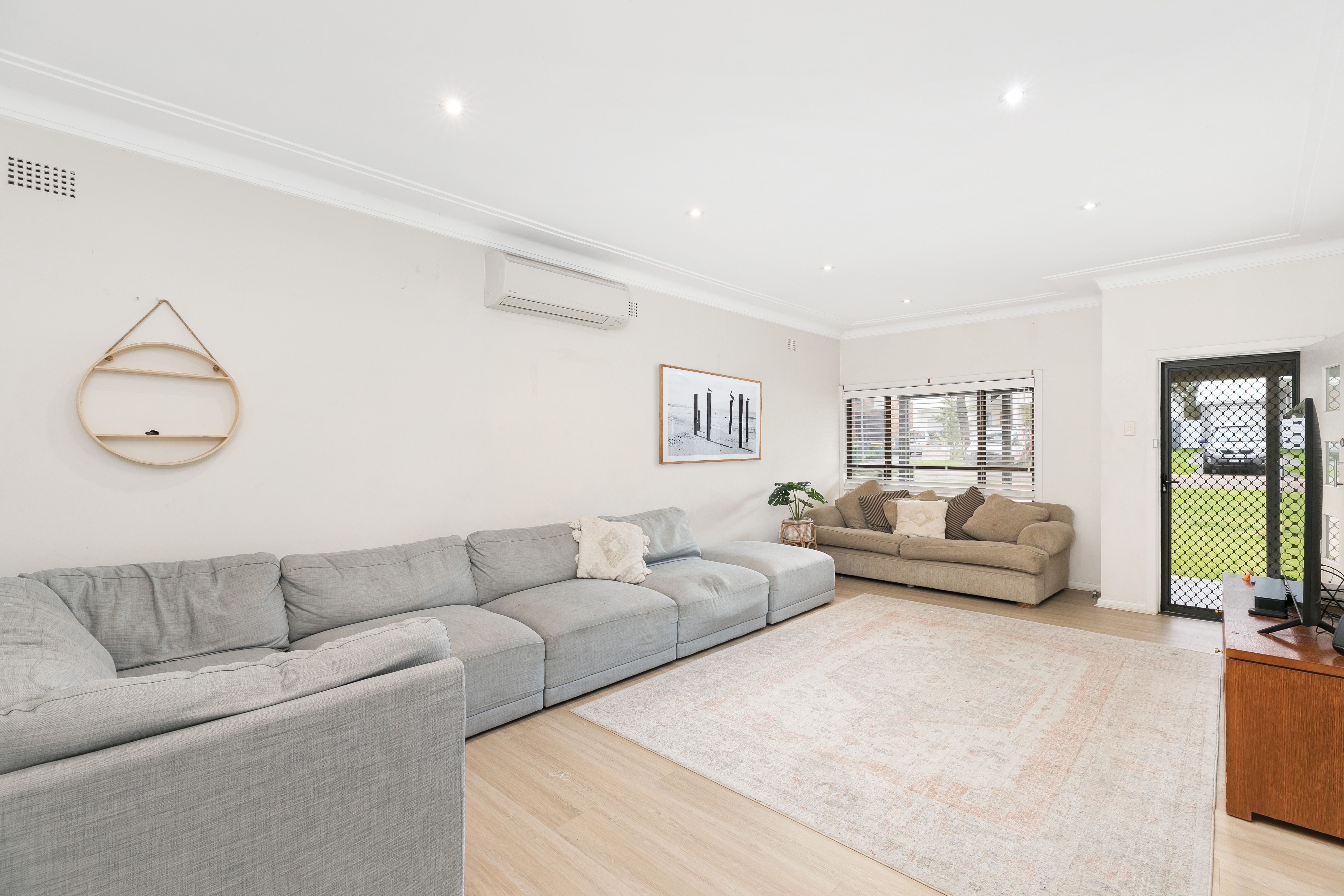 25 Gwawley Parade, MIRANDA, Miranda - Thumbnail 3