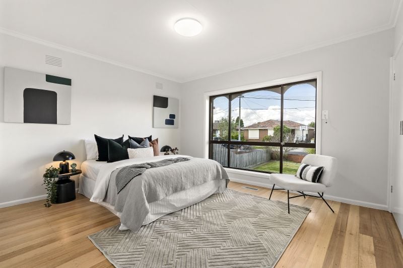 10 Brigette Court, Lalor