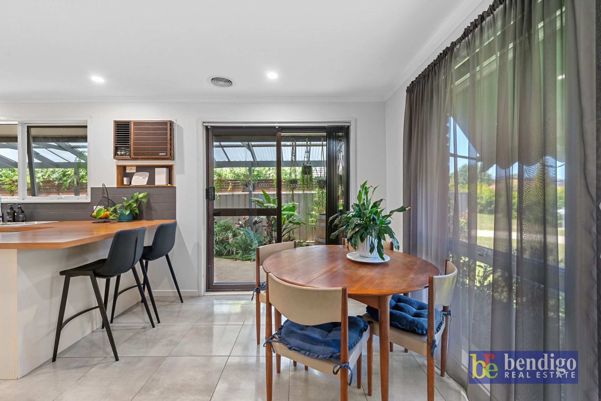 20 Burvale Court Epsom VIC, Epsom - Thumbnail 3