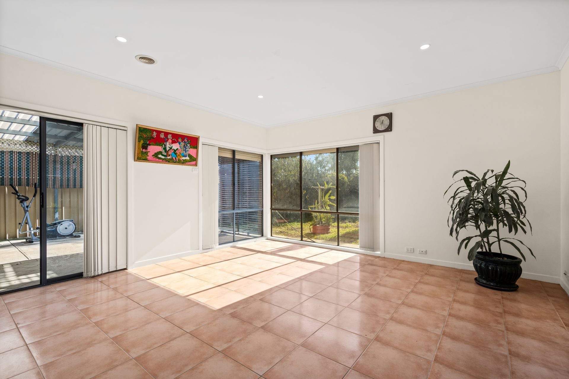 15 Kings Domain, Caroline Springs - Thumbnail 4