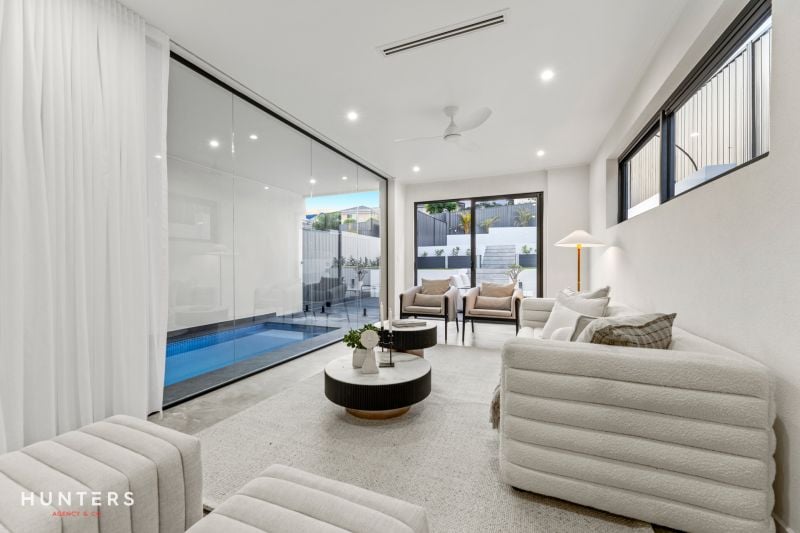 18 Mount Street, Constitution Hill