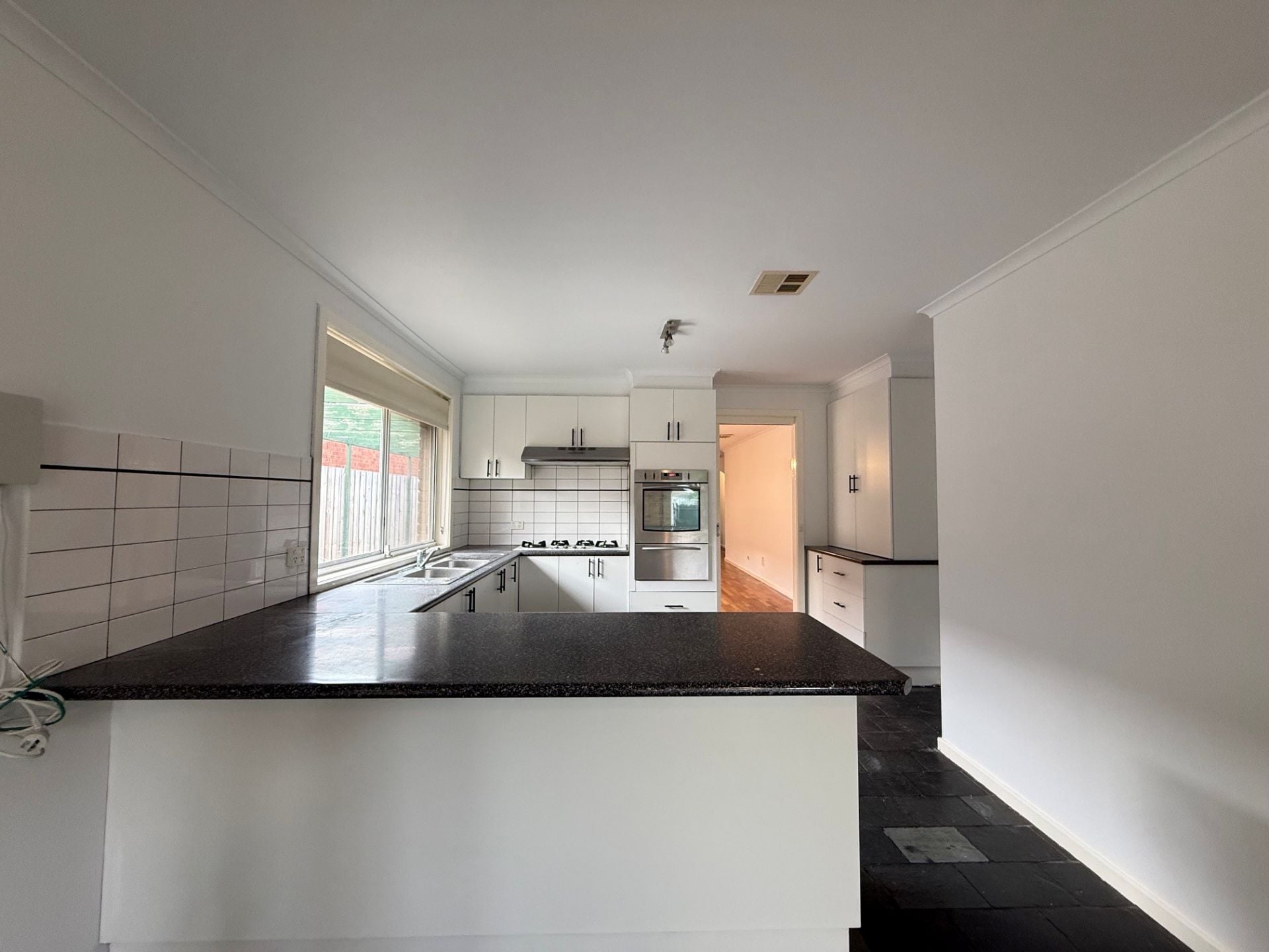 5 Warren Court, Altona Meadows - Thumbnail 5