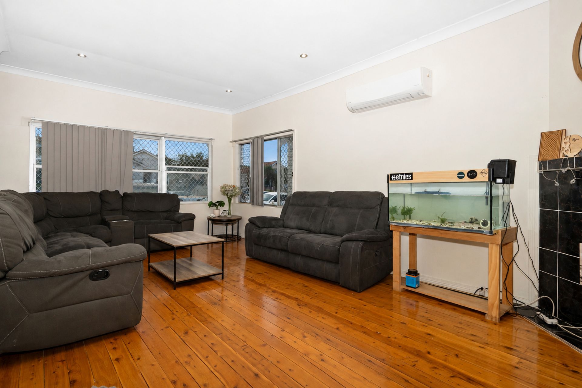 114 Blakesley Road, South Hurstville, South Hurstville - Thumbnail 3