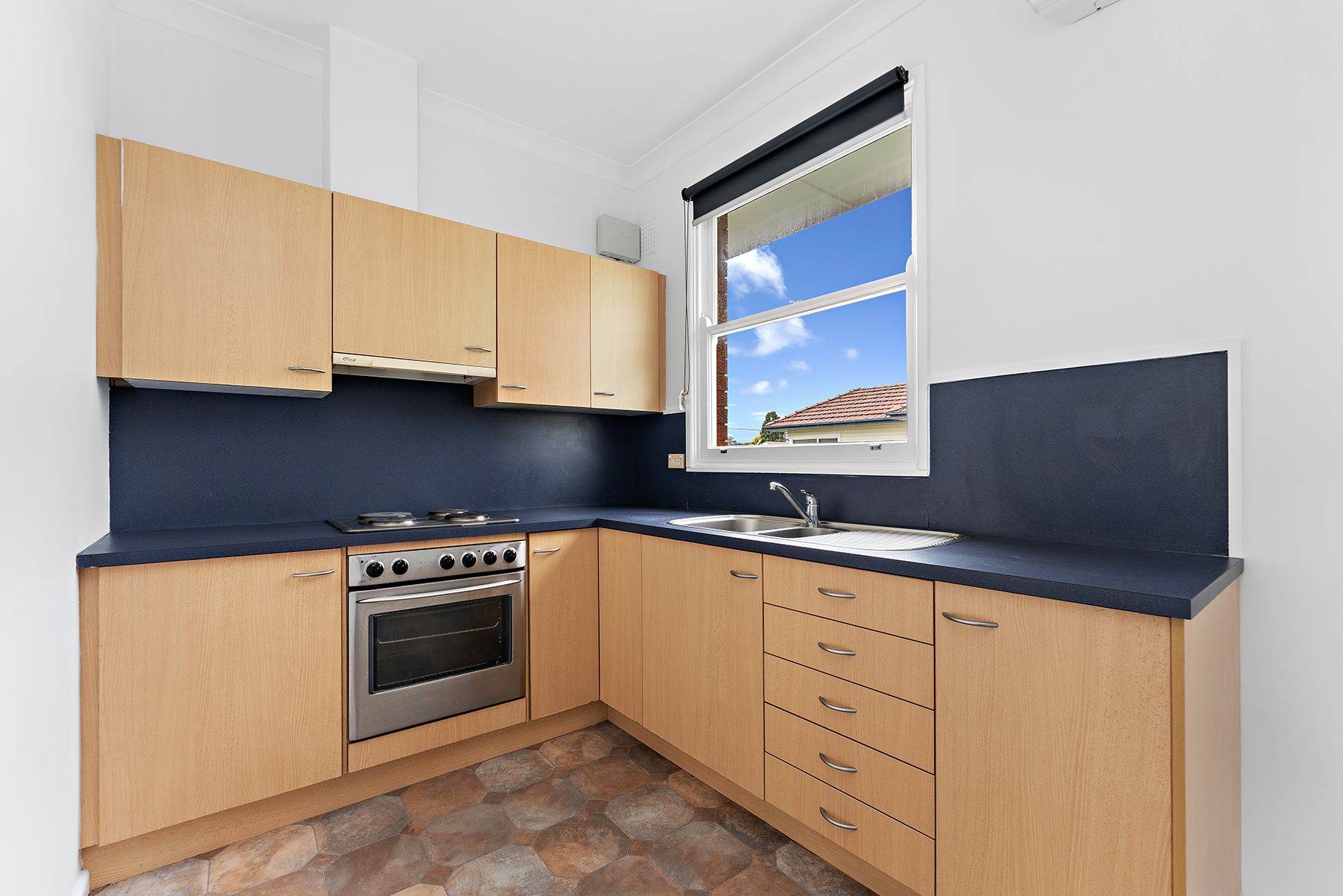 2/18 Ziems Avenue, Towradgi NSW