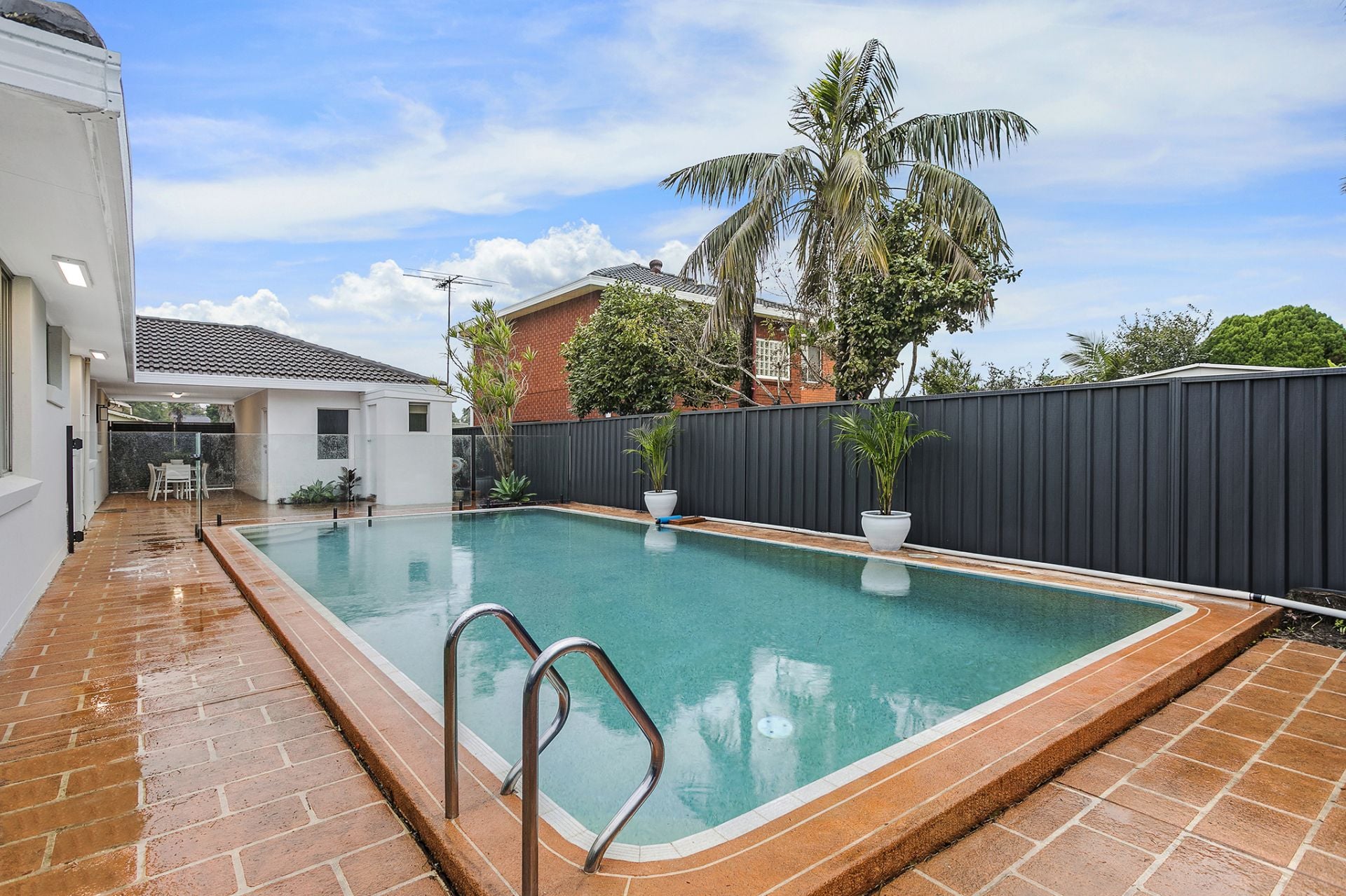 68 Essington Crescent Sylvania NSW, Sylvania - Thumbnail 2