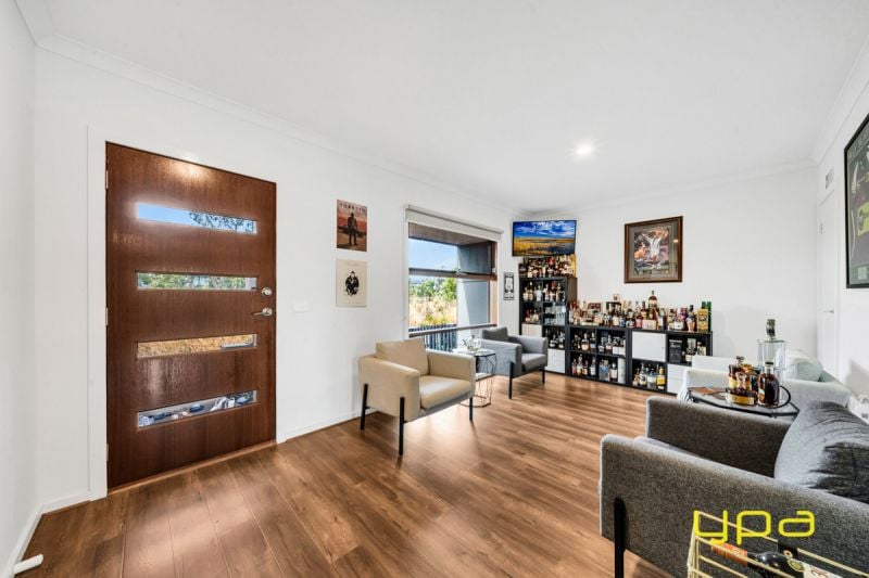 35 Killearn Avenue Cranbourne West VIC, Cranbourne West - Thumbnail 2