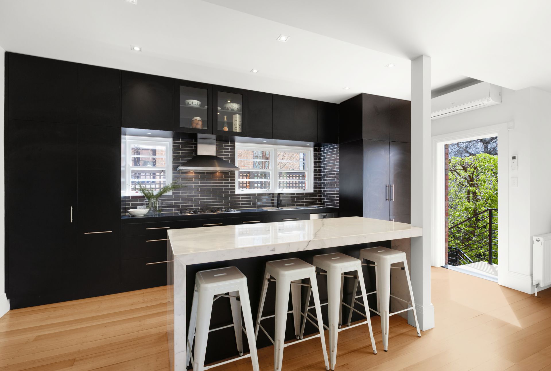 64 St Georges Road, Toorak, Toorak - Thumbnail 4