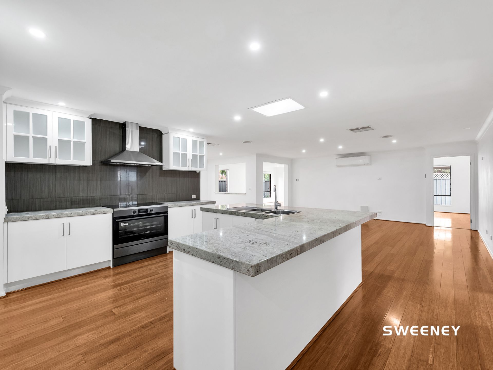 59 Caroline Springs Boulevard, Caroline Springs - Thumbnail 6