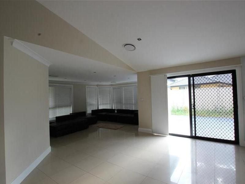 44 Bradley Drive, Harrington Park, Harrington Park - Thumbnail 2