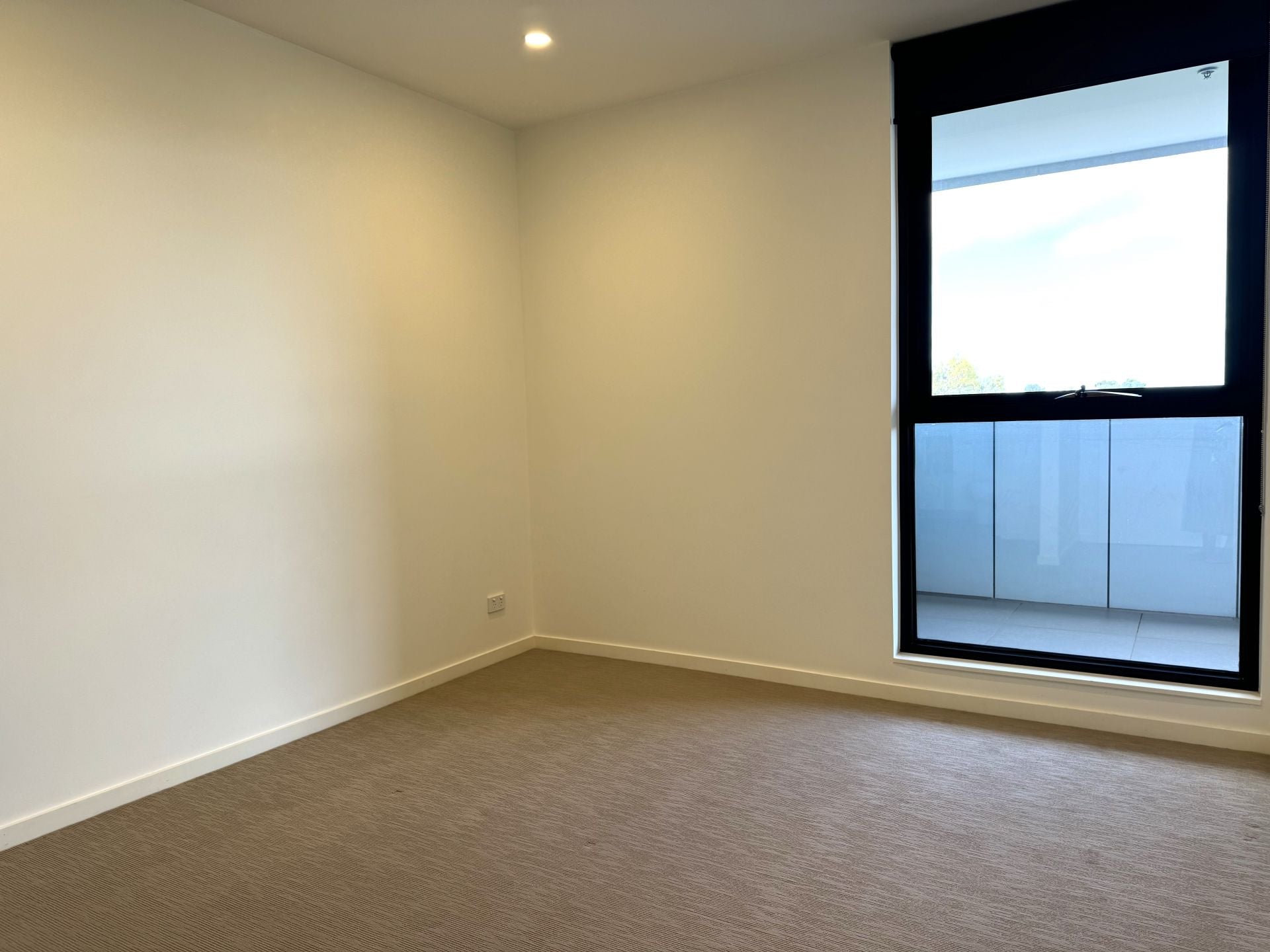 Beautiful Apartment in Mill Park