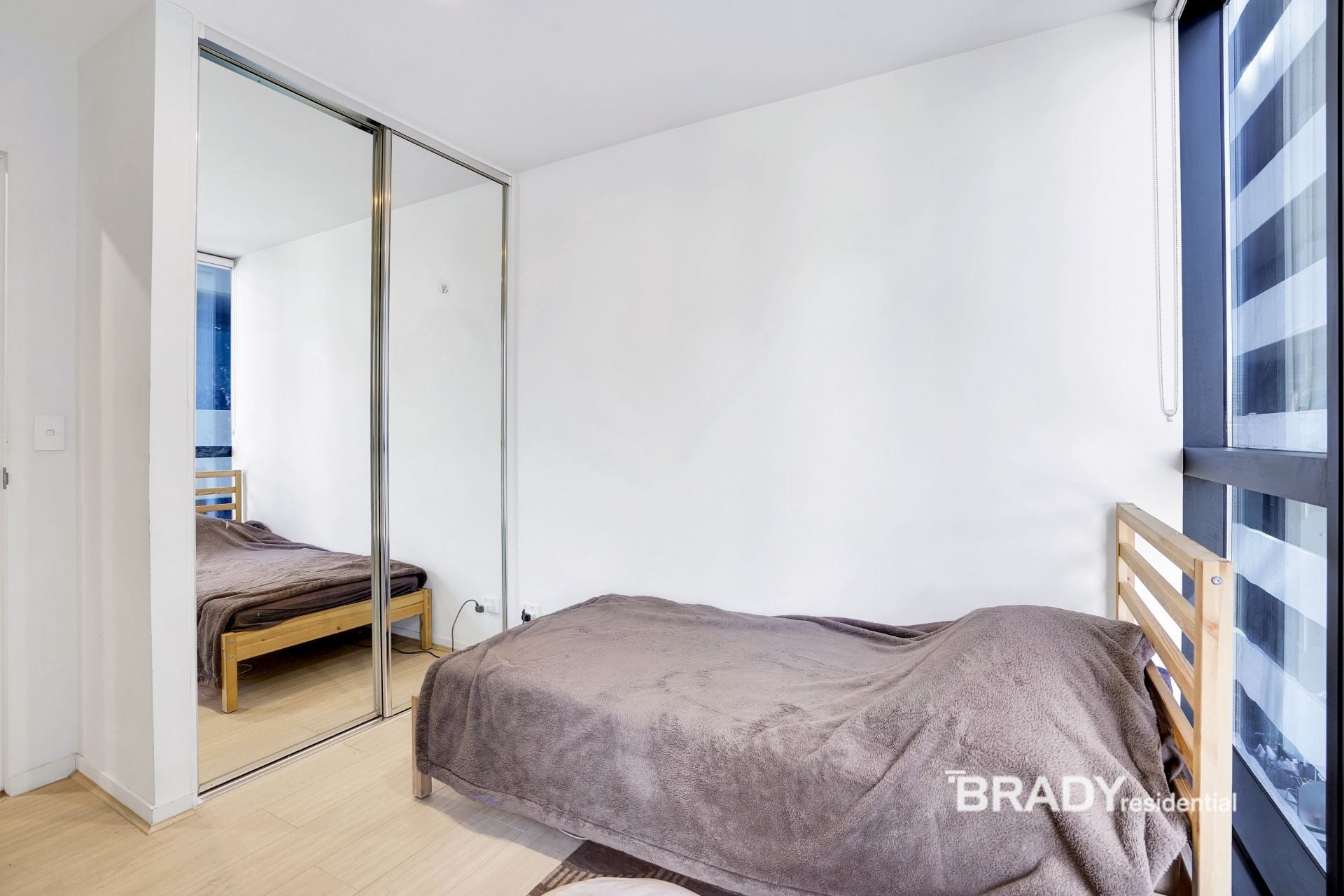 1406/5 Sutherland Street Melbourne VIC, Melbourne - Thumbnail 8