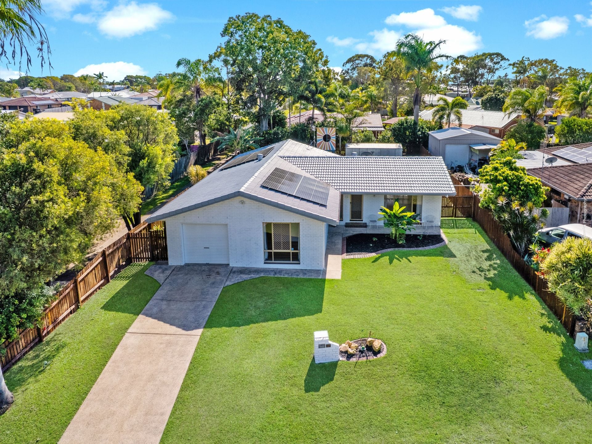 12 Meledie Avenue, Kawungan - Image 1