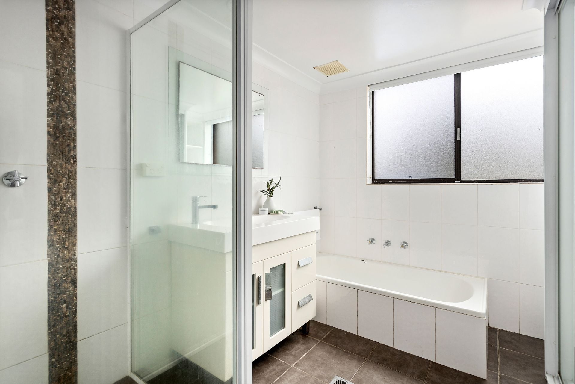 3/37 Roberts Avenue, Barrack Heights NSW, Barrack Heights - Thumbnail 7