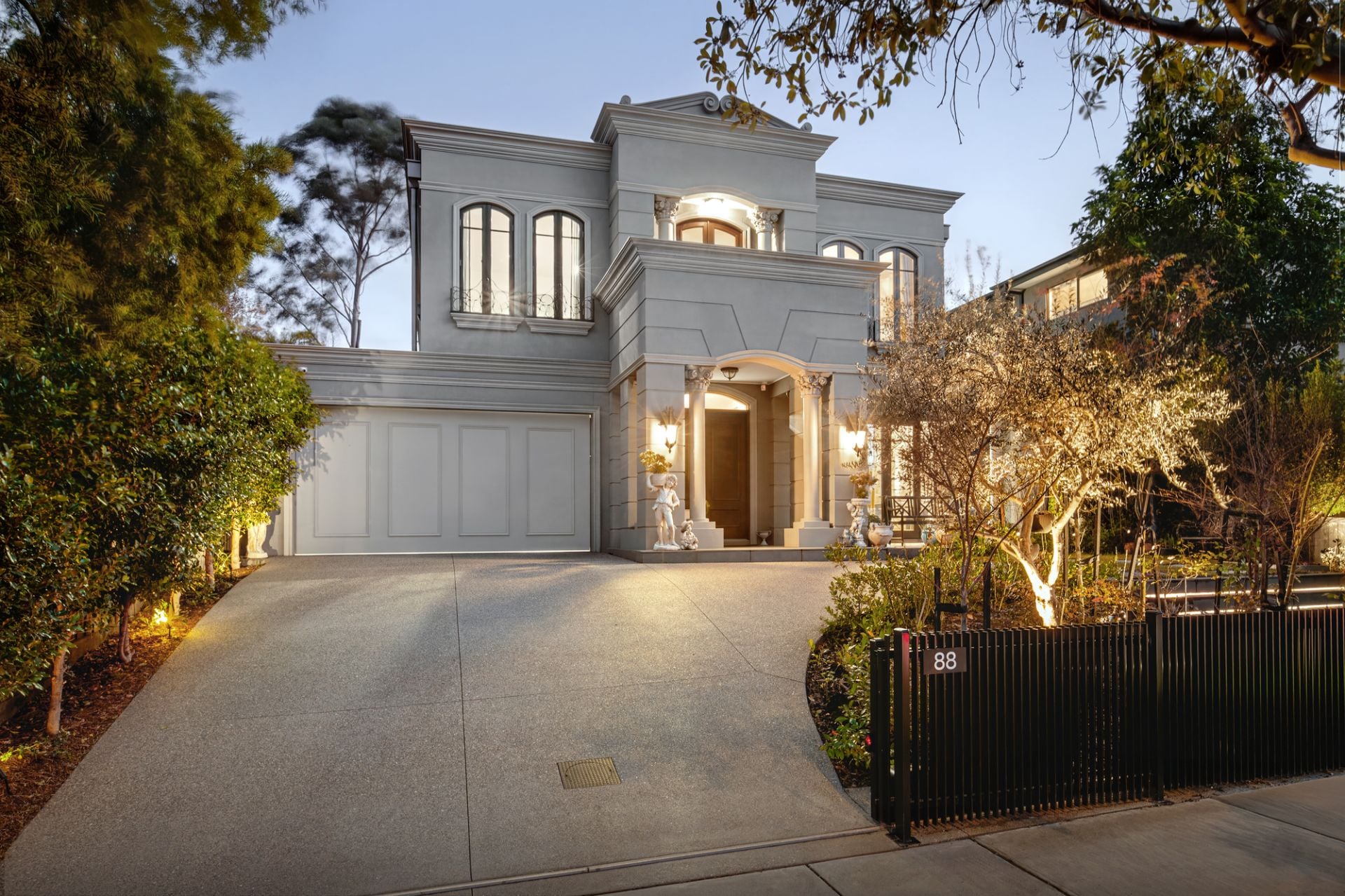 88 Harp Road, Kew, Kew - Image 1