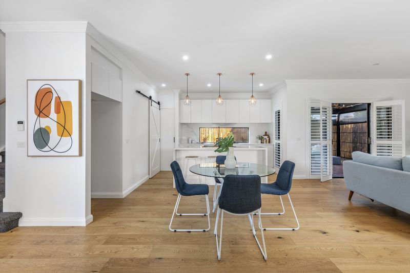 2/15 Travers Street, Thomastown