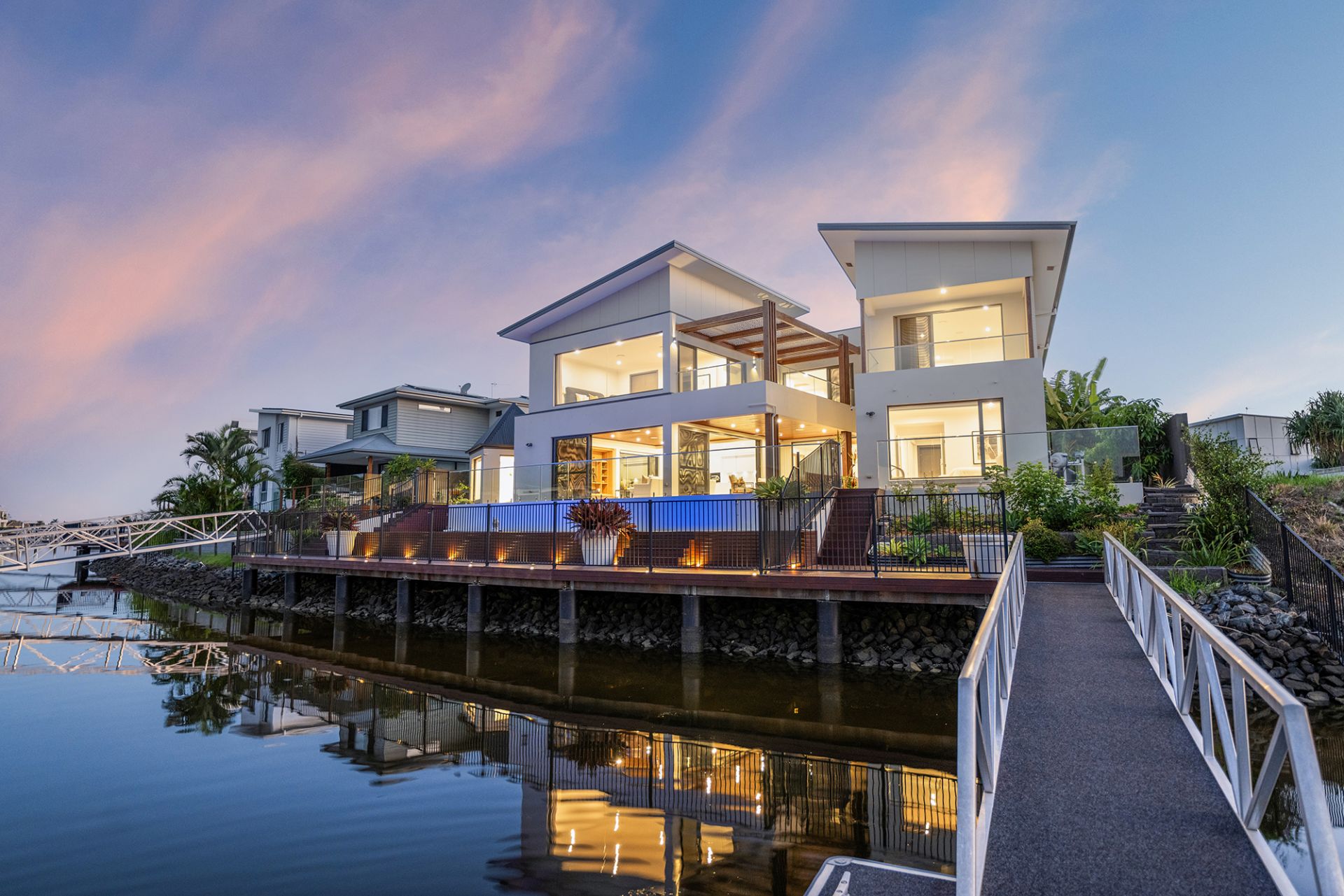 14-16 Northwater Drive, Hope Island - Thumbnail 2