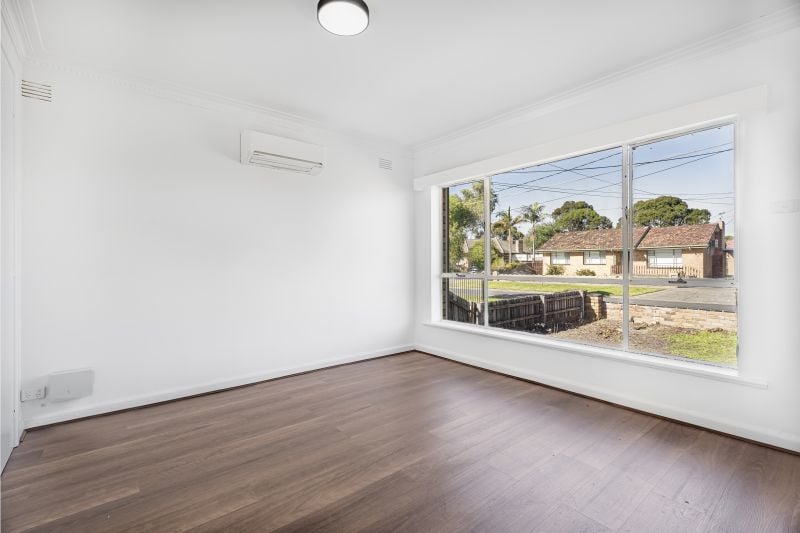 24 Curtin Avenue, Lalor