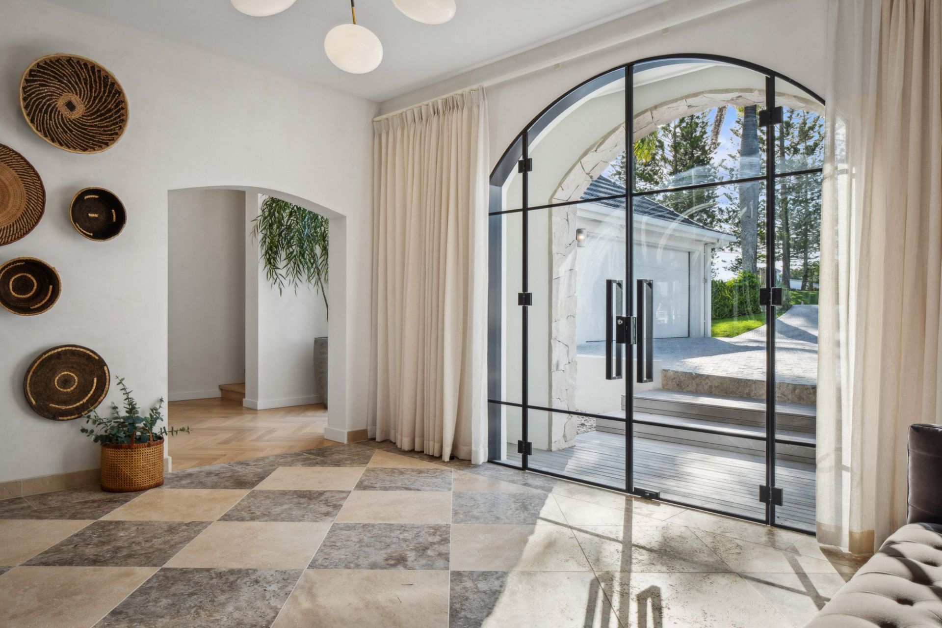 5706 Observation Crescent, Sanctuary Cove - Thumbnail 8
