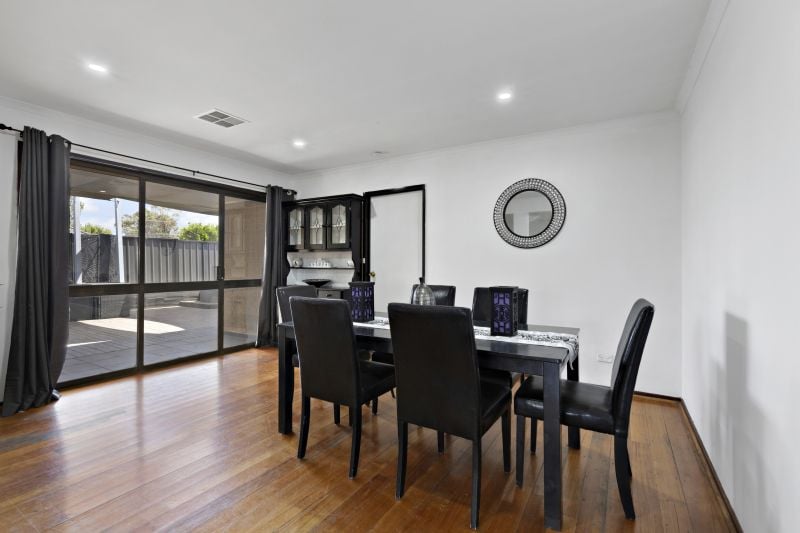 182 The Boulevard, Thomastown