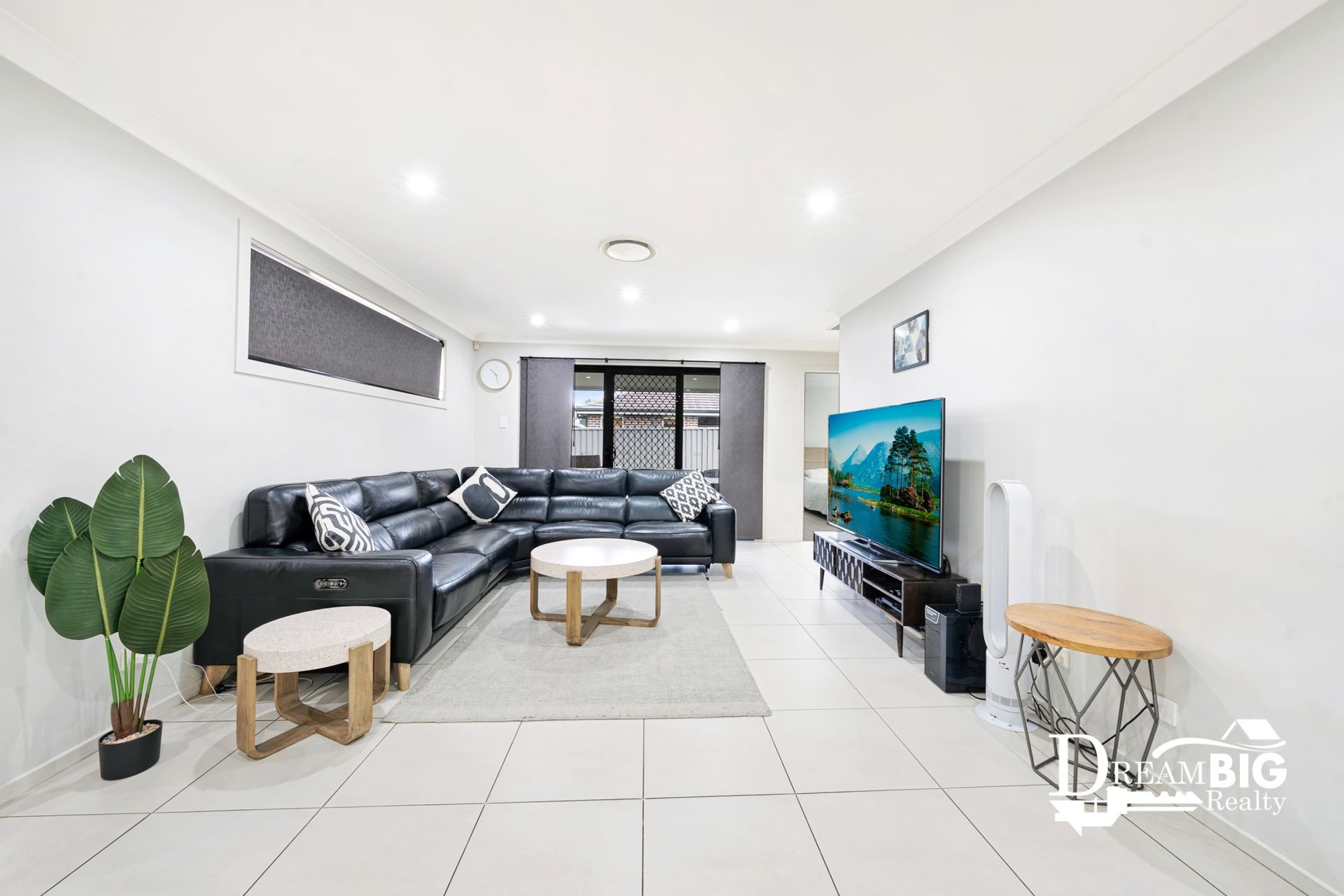 10 Whyalla Street, Jordan Springs, Jordan Springs - Thumbnail 6