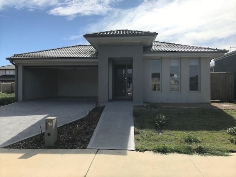 19 Blackmore Road, Mickleham