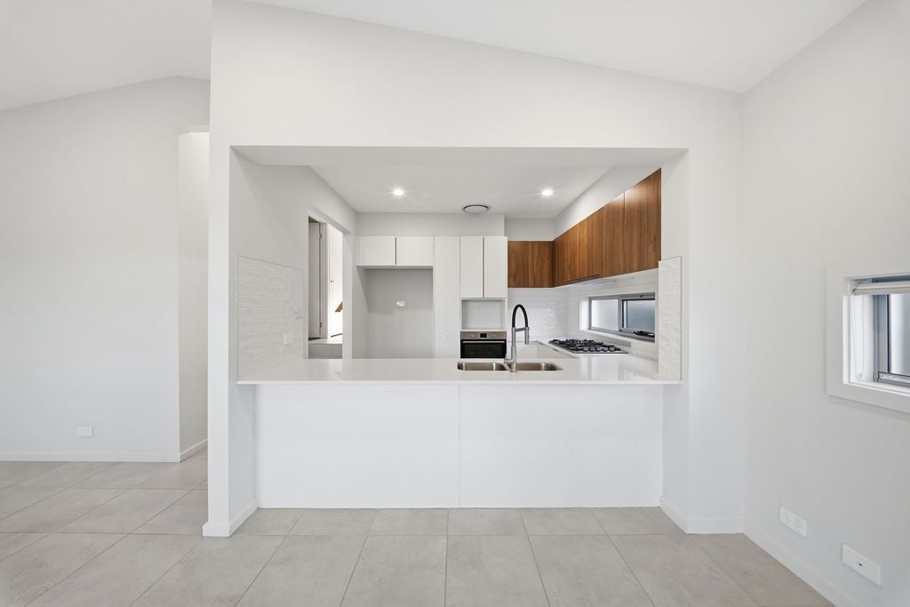 137 Liz Kernohan Drive, Elderslie, Elderslie - Thumbnail 3