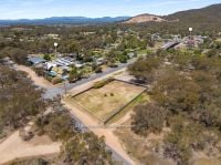 37 Beaconsfield Parade, Glenrowan VIC