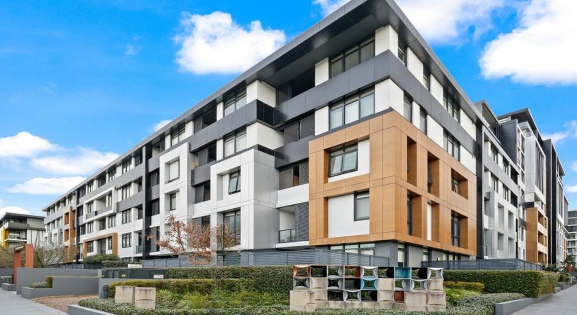 Ryde B5206/16 Constitution Road