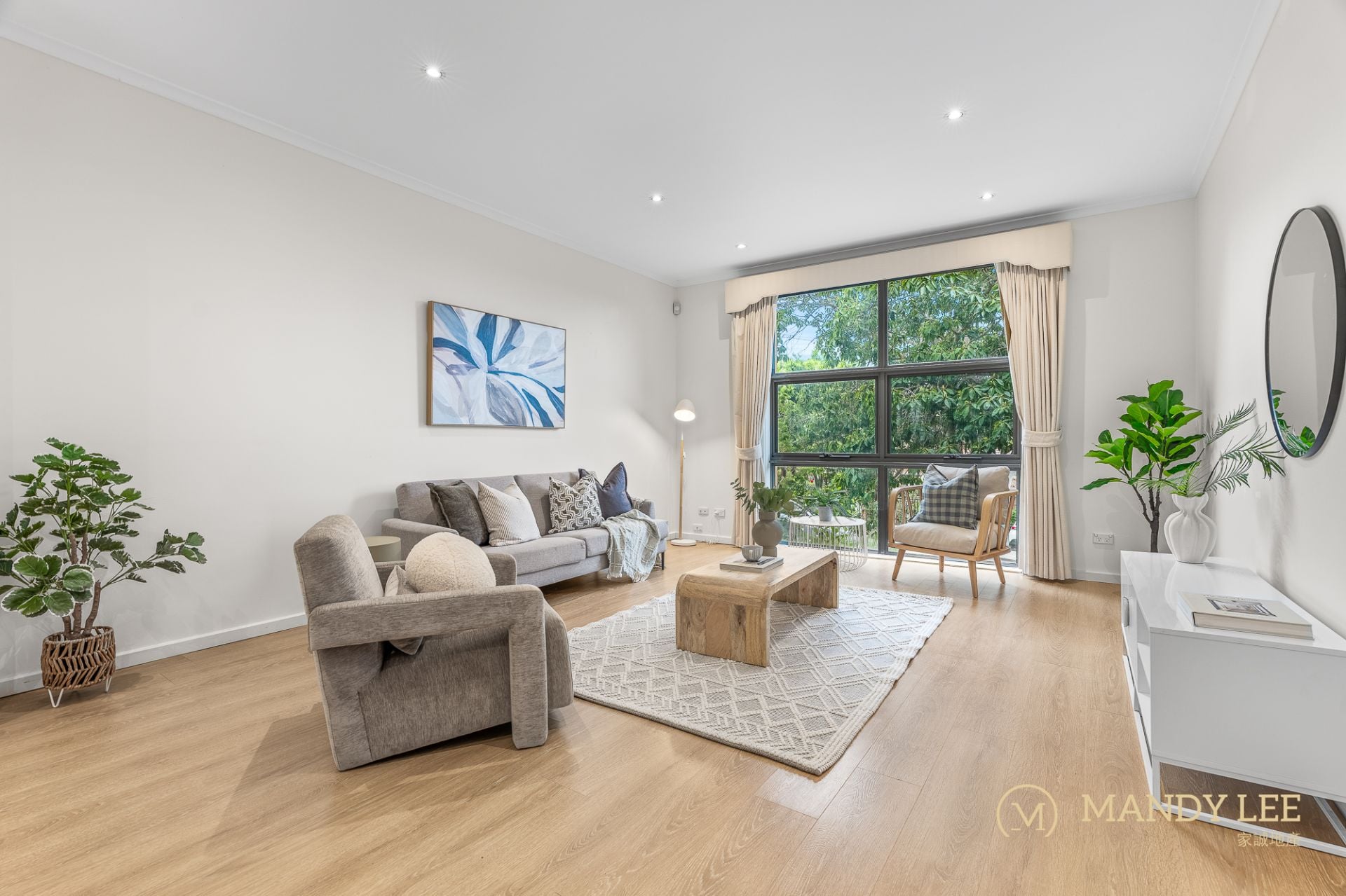 2/25 Clay Drive Doncaster VIC, Doncaster - Thumbnail 2