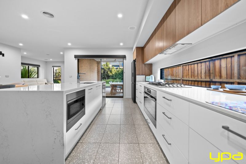 26 Snead Boulevard Cranbourne VIC, Cranbourne - Image 1