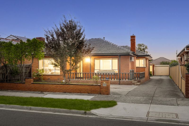 17 Burton Street, Lalor