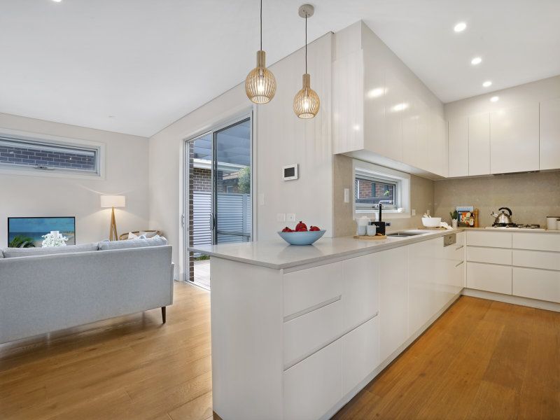 6a Panorama Avenue, WOOLOOWARE, Woolooware - Thumbnail 2