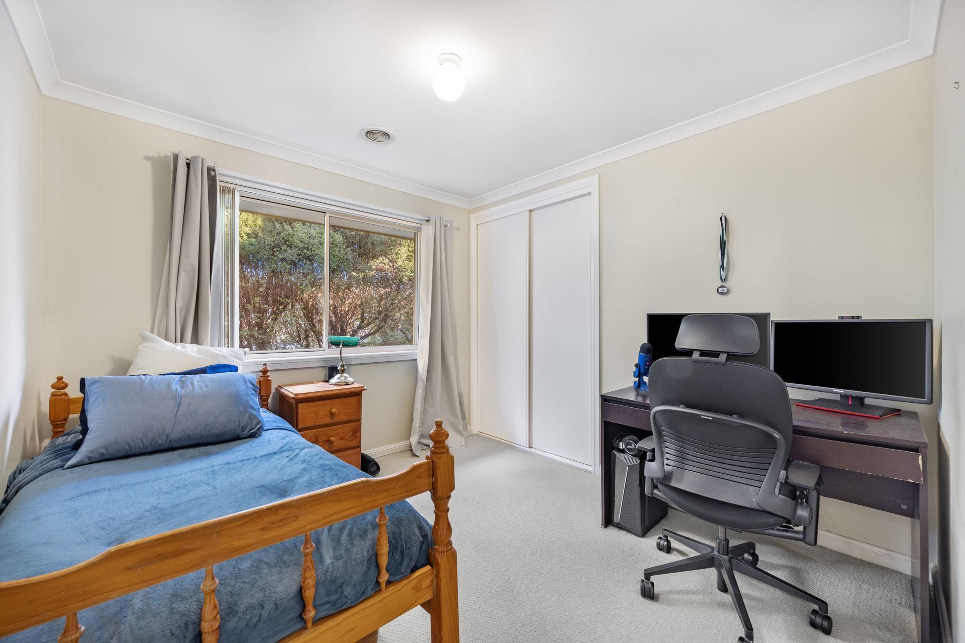 64 Stonehaven Circuit Queanbeyan East NSW, Queanbeyan East - Thumbnail 8