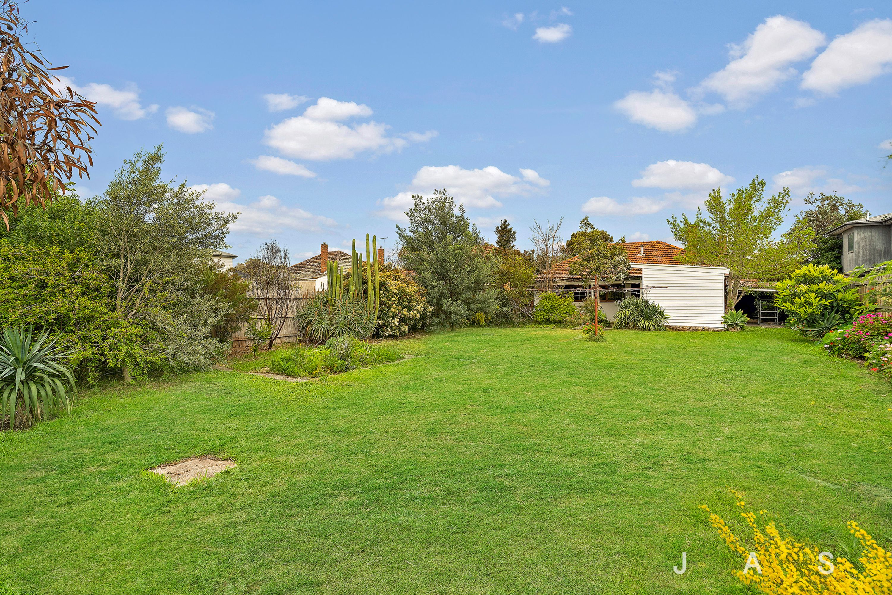6 Hampton Parade, West Footscray, West Footscray - Thumbnail 8