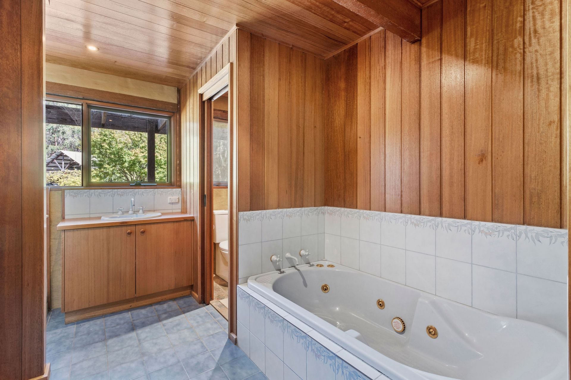 195 Point Leo Road, Red Hill, Red Hill - Thumbnail 6