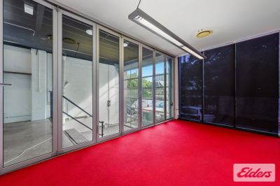 BOWEN HILLS BEST CREATIVE STYLE OFFICE - KING ST PRECICNT!