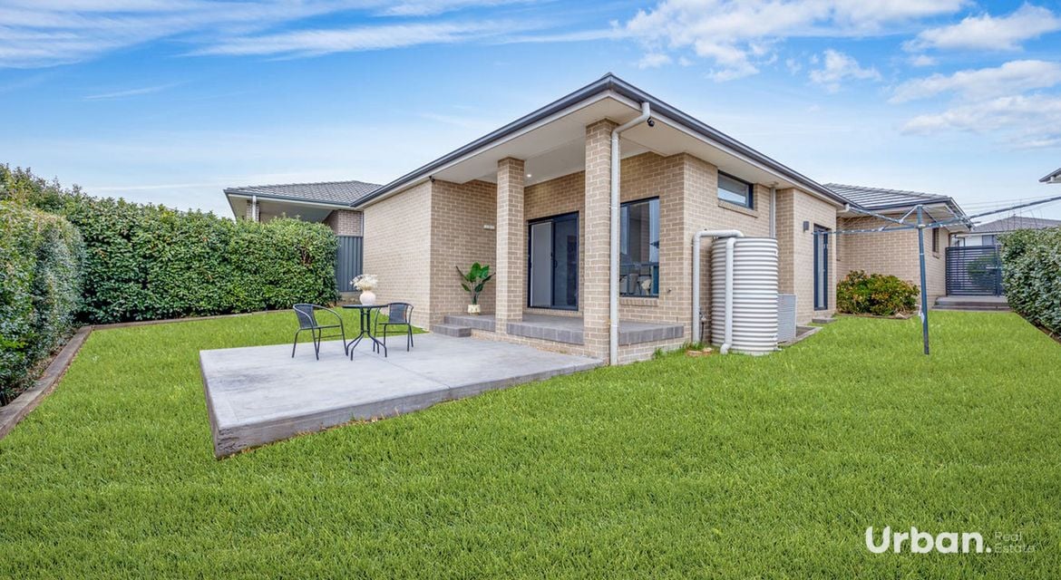 Gregory Hills 6 Barrett Street