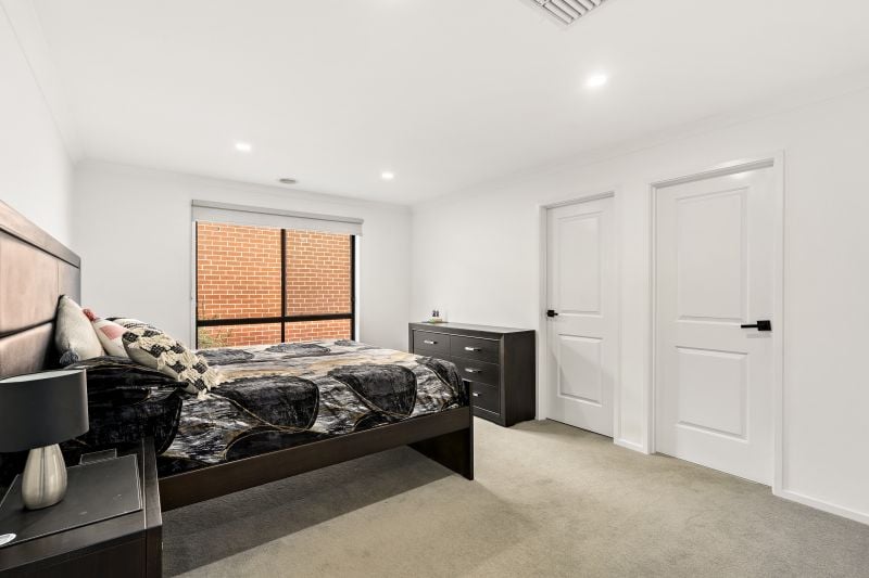 27 Camouflage Drive, Epping