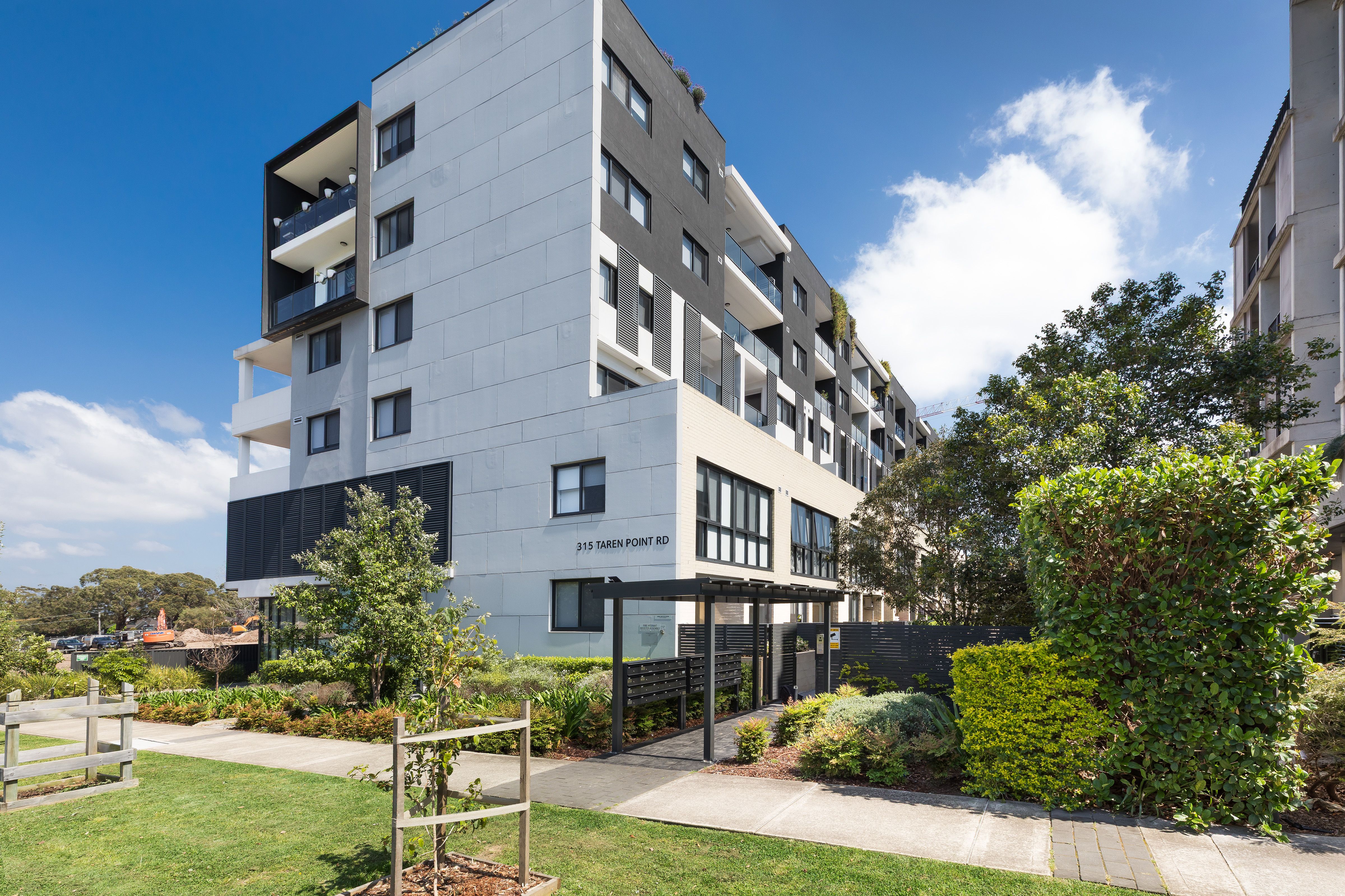 G04/315 Taren Point Road CARINGBAH 2229