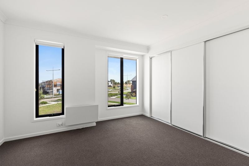 10 Earthshine Walk, Wollert