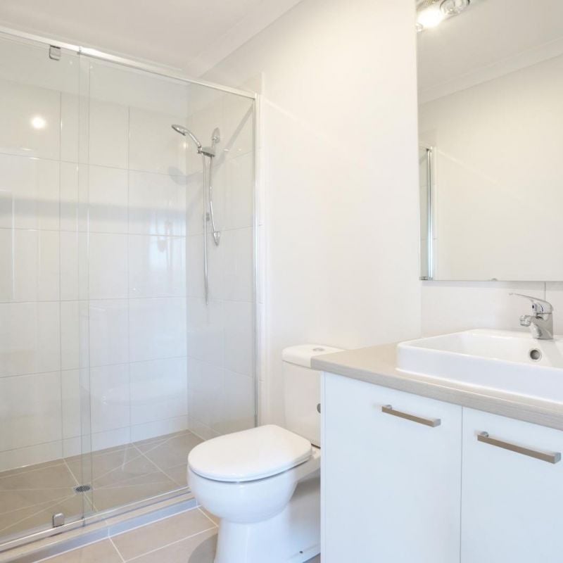 305 Dunnings Road, Point Cook