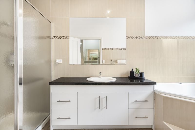 33 Hayston Boulevard, Epping