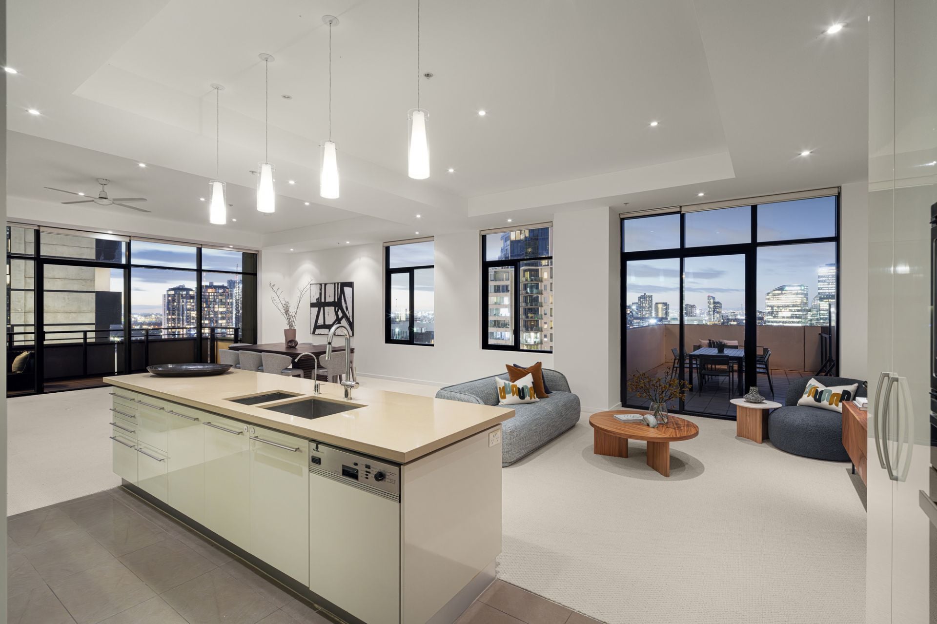 2501/80 Clarendon Street, Southbank, Southbank - Thumbnail 5