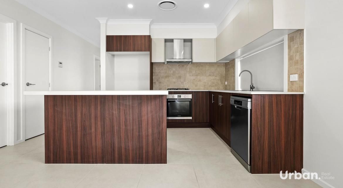 Austral 24 Caussade Crescent